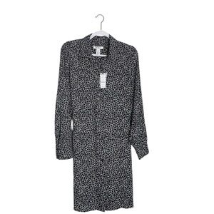 White House Black Market Black and White Patterned Dress